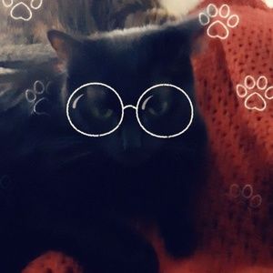 Meet your Posher, Valerie